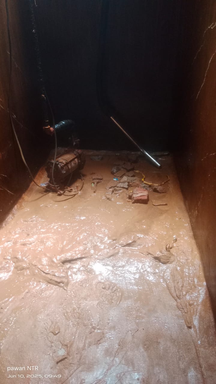 Underground-sump-before-cleaning1